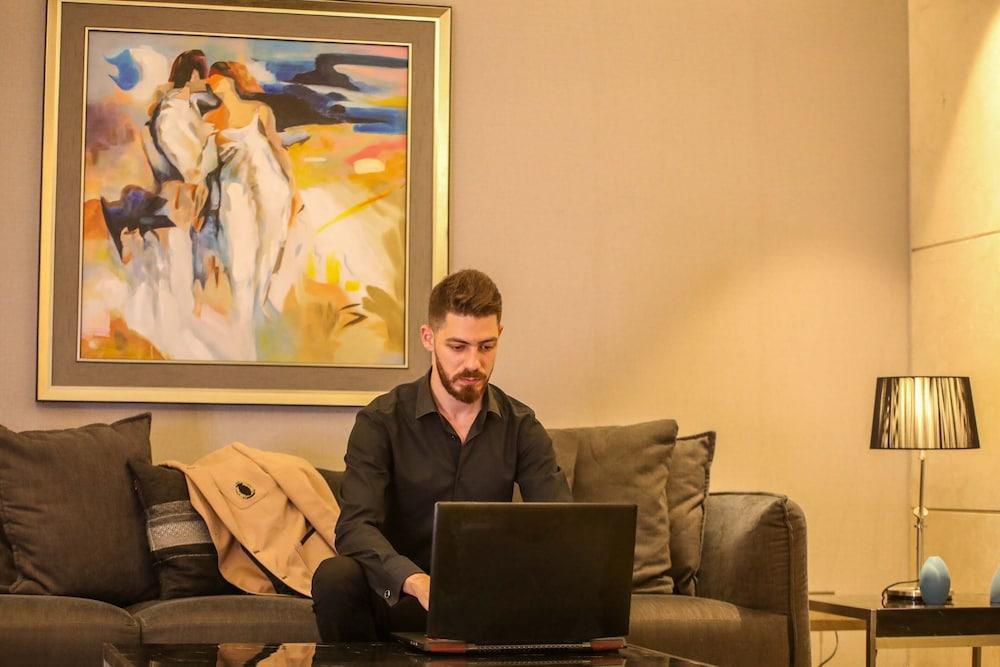 Heaven Prestige Hotel