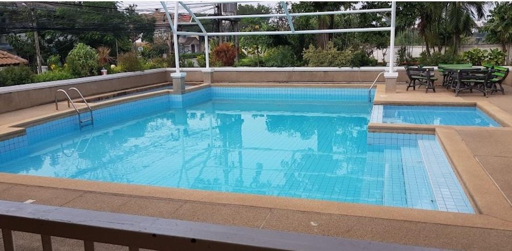 Baan Suan Lalana Tc F1 R115