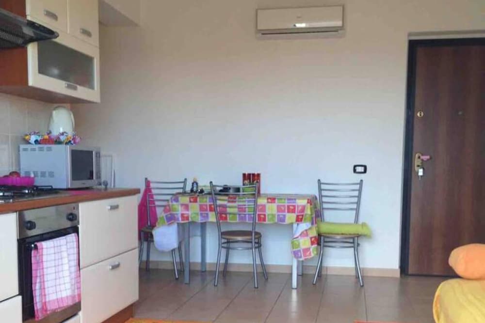 Quaint Little apt for 4 With Pool