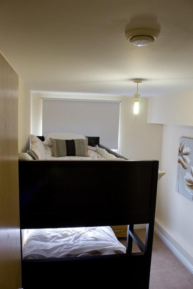 The Lindley Suite - Simple2let Serviced Apartments