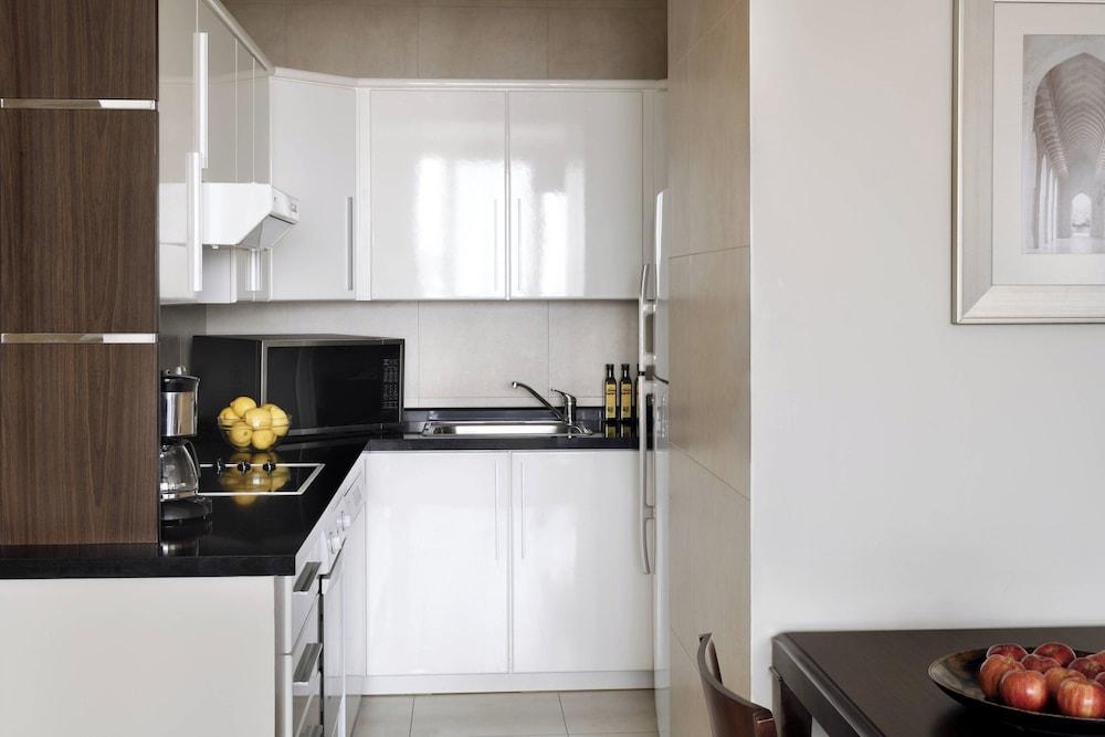 Marriott Executive Apartments Riyadh, Convention Center