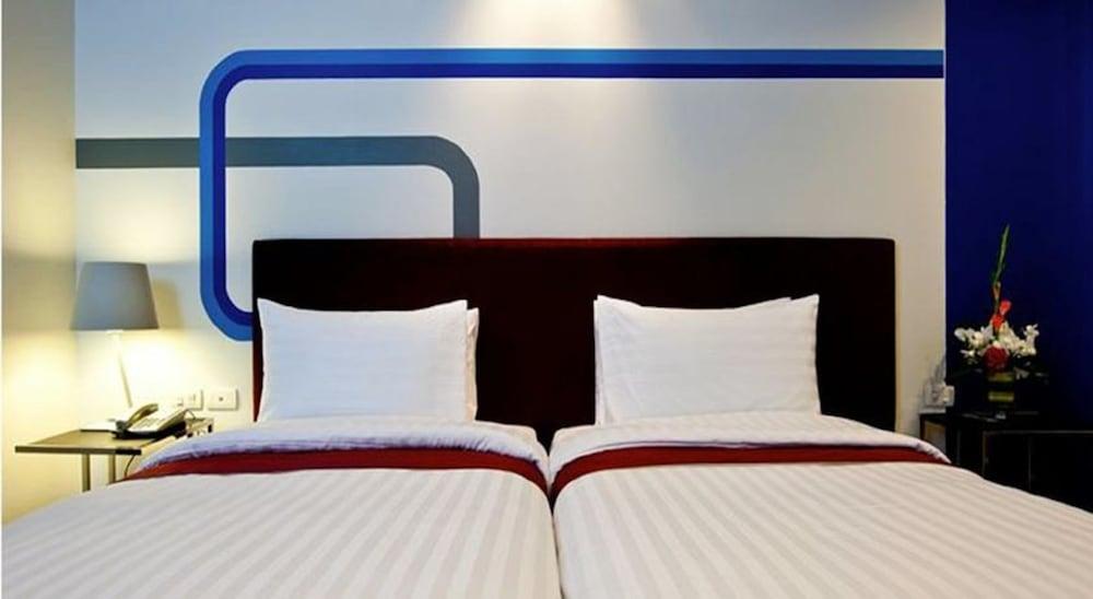 FX Hotel Metrolink Makkasan