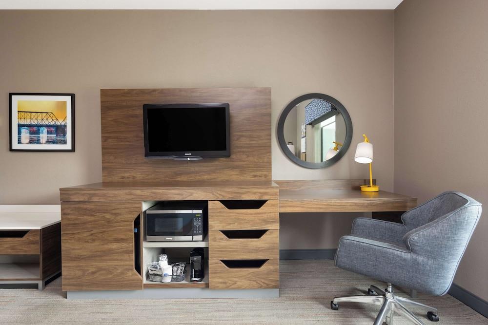 Hampton Inn & Suites Harrisburg/North