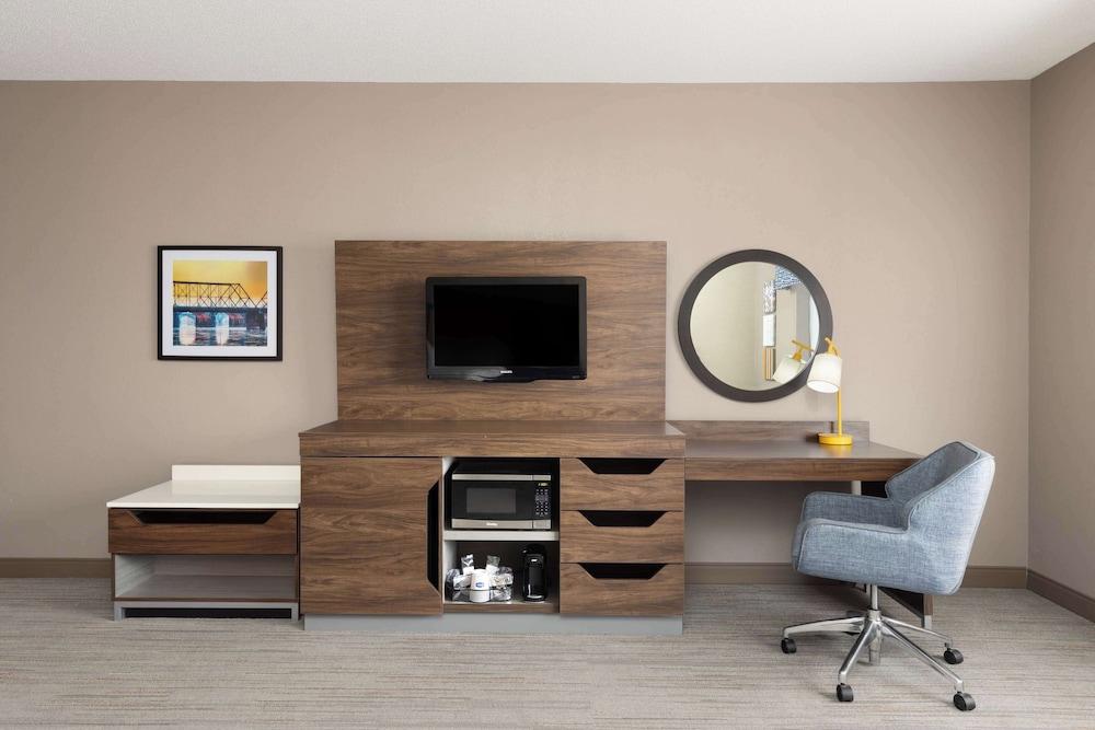 Hampton Inn & Suites Harrisburg/North