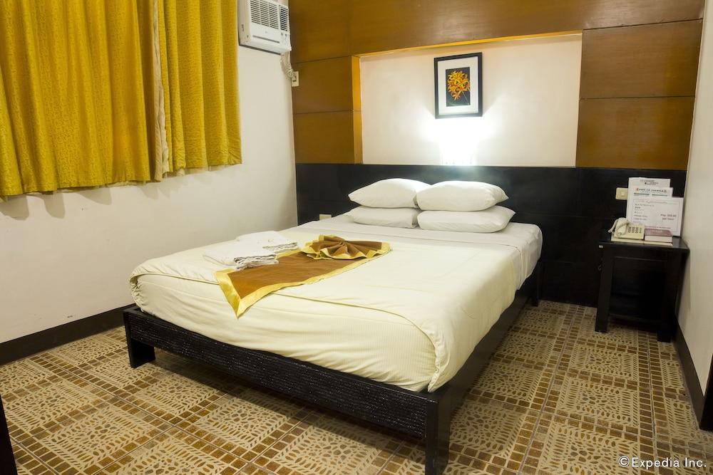 La Carmela De Boracay Resort Hotel