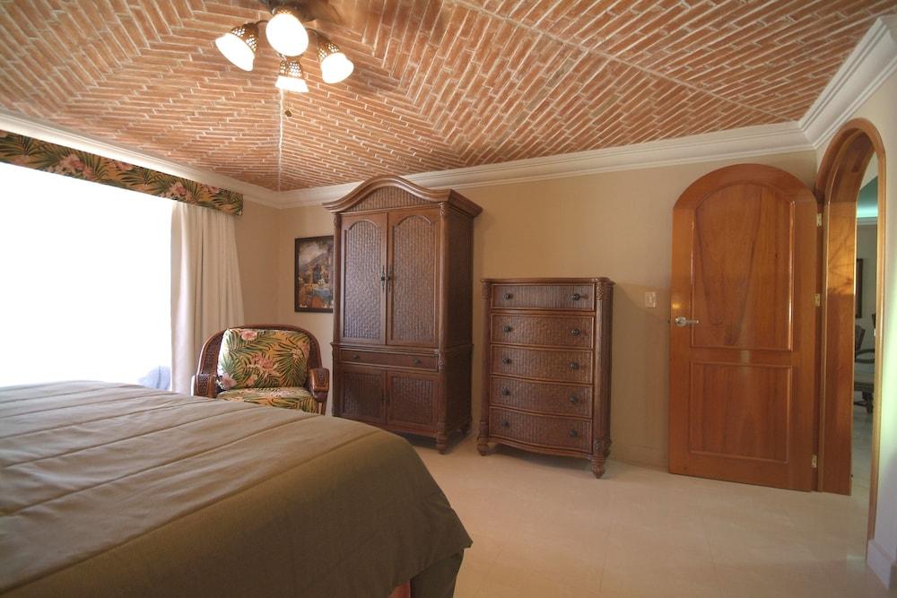 Aventuras Club Lagoon