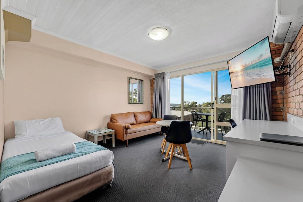 Sapphire Waters Motor Inn