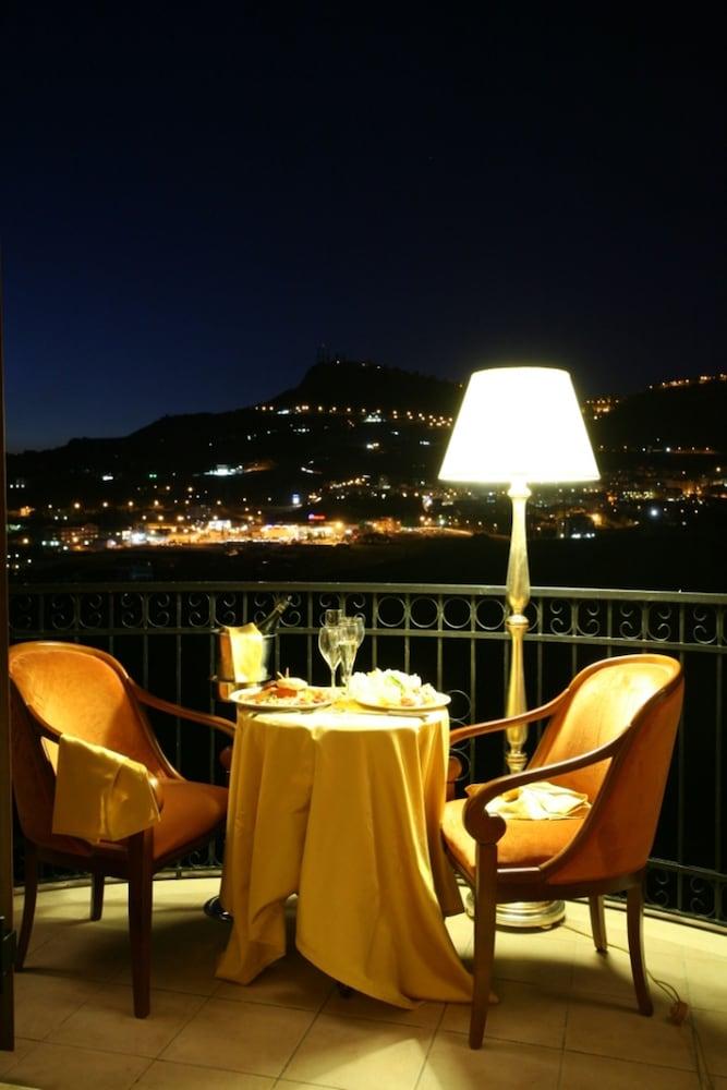 Federico II Palace Hotel