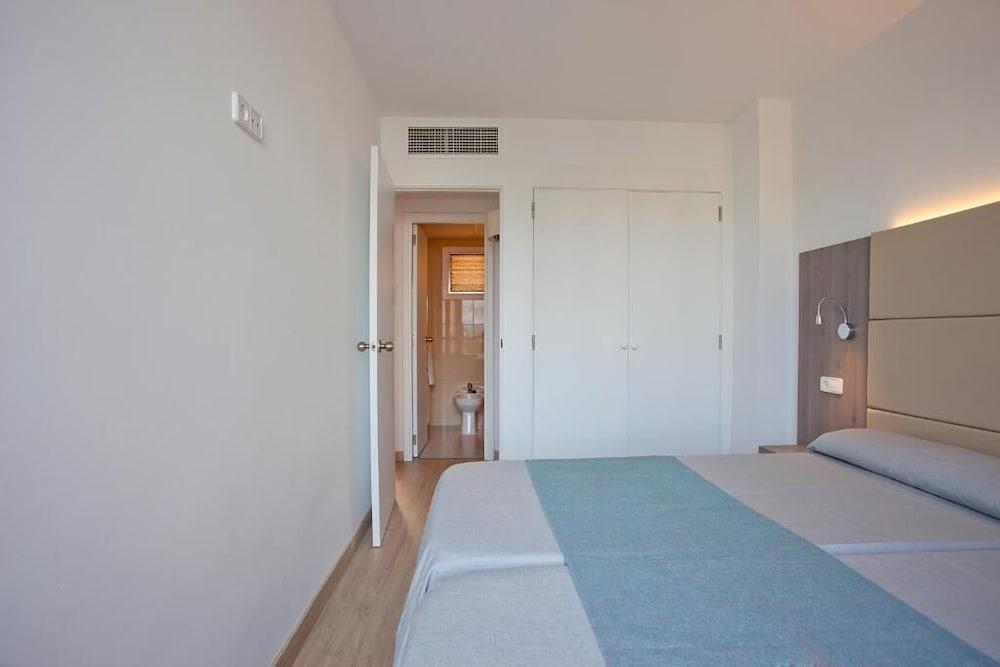 Aparthotel Playa Dorada