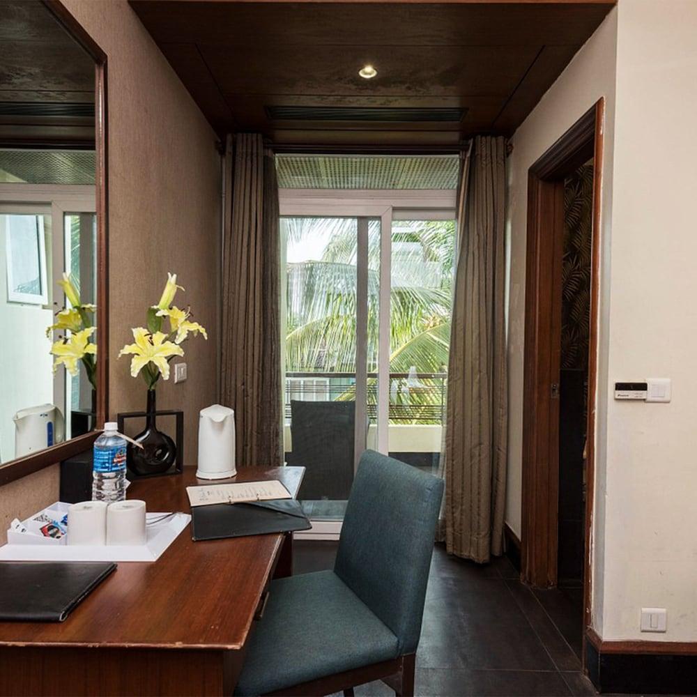 Godwin Candolim, Goa