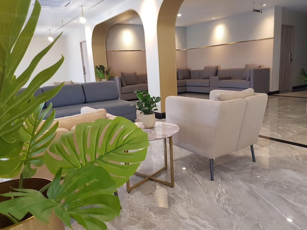 The Phoenix Hotel Bangkok