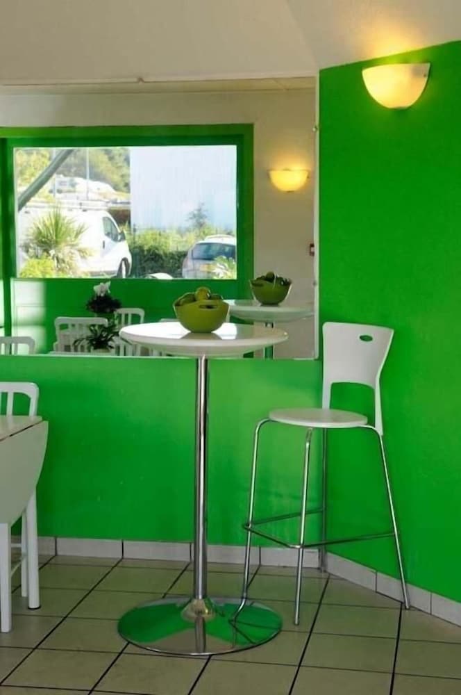 Lemon Hotel Plan de Campagne Marseille