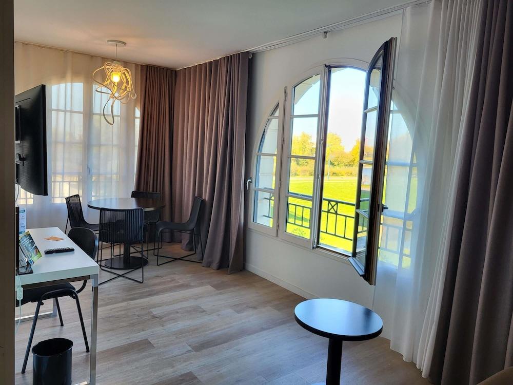 Aparthotel Adagio Serris - Val d'Europe