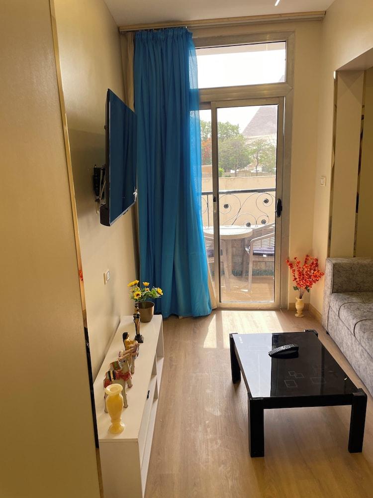 Pyramids View inn Bed & Breakfast