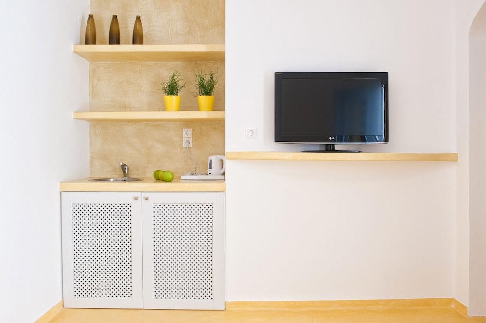 Villa Kelly Rooms & Suites