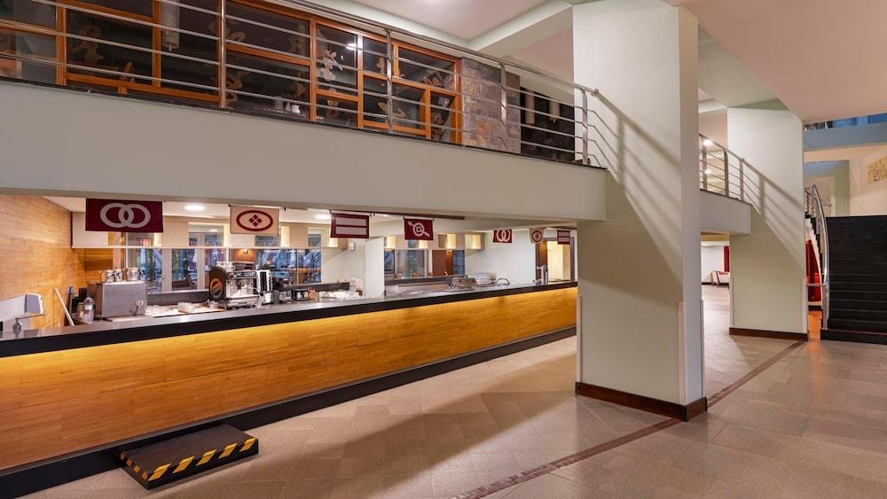 Limak Lara De Luxe Hotel - All Inclusive