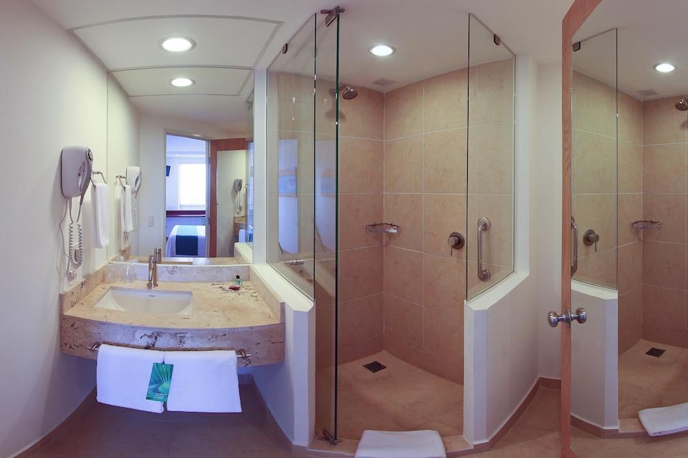 One Xalapa Las Animas