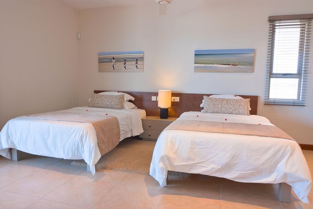 Bon Azur Beachfront Suites & Penthouses with LOV