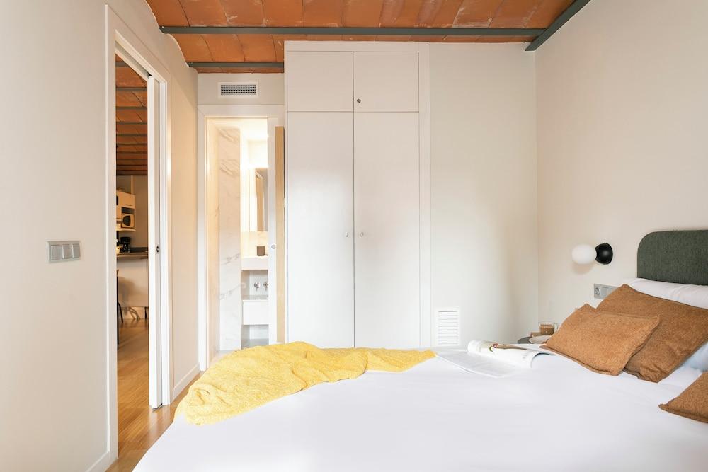 Aspasios Las Ramblas Apartments