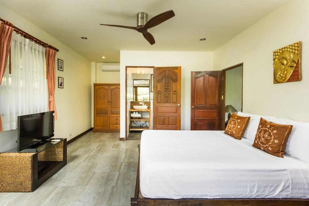 Idyllic Samui Beach Villa Resort