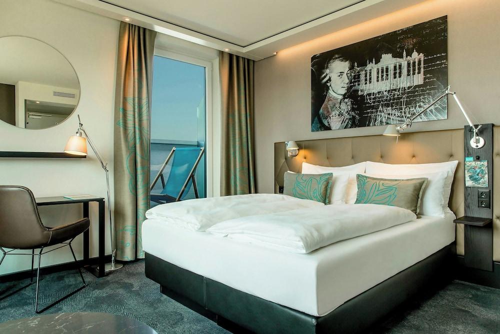 Motel One Salzburg - Mirabell