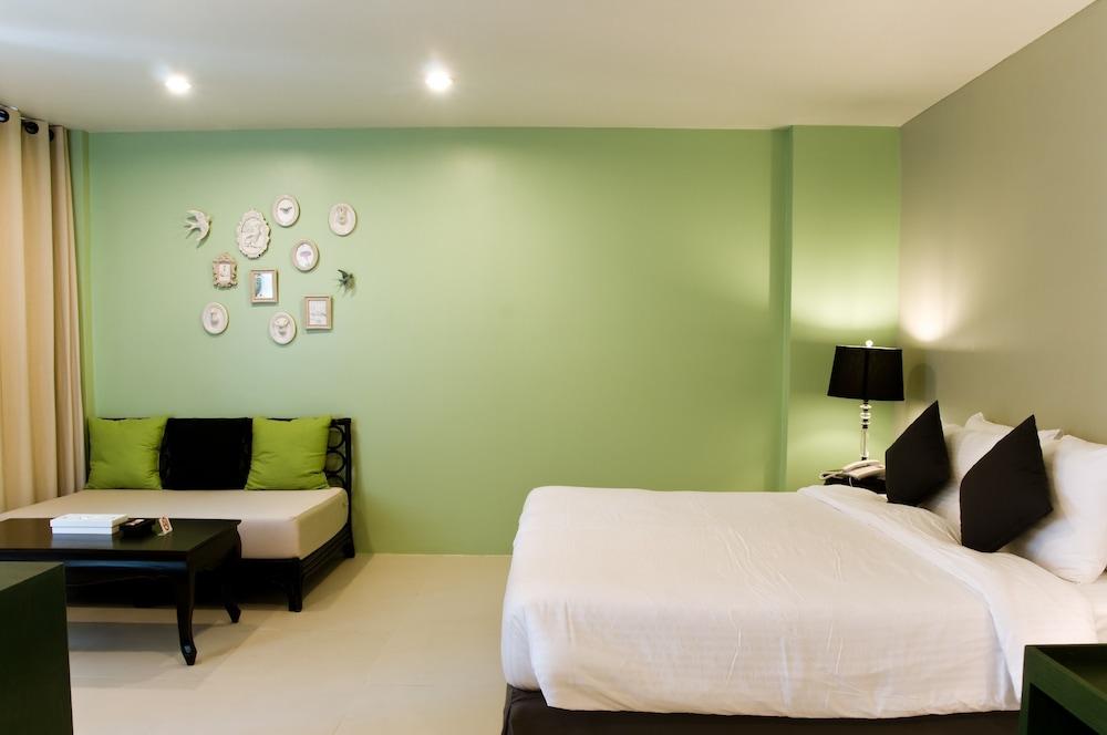 Acca Patong Apartments