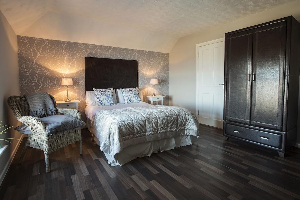 Maddens Bridge Bar & Guesthouse