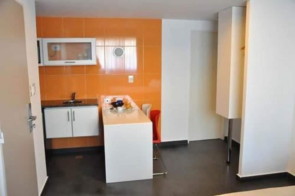 Roberta Rosa de Fontana Suites