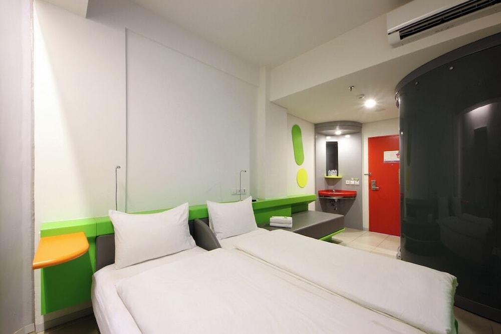 POP! Hotel Airport Jakarta