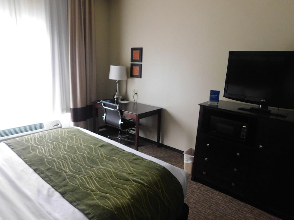 Comfort Inn St. Clairsville