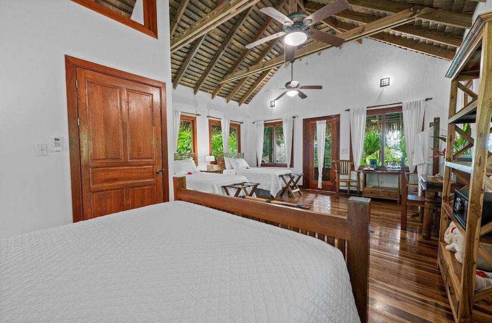 Copa De Arbol Beach & Rainforest Resort