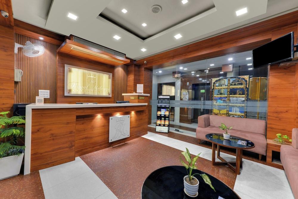 The Royal Melange Beacon