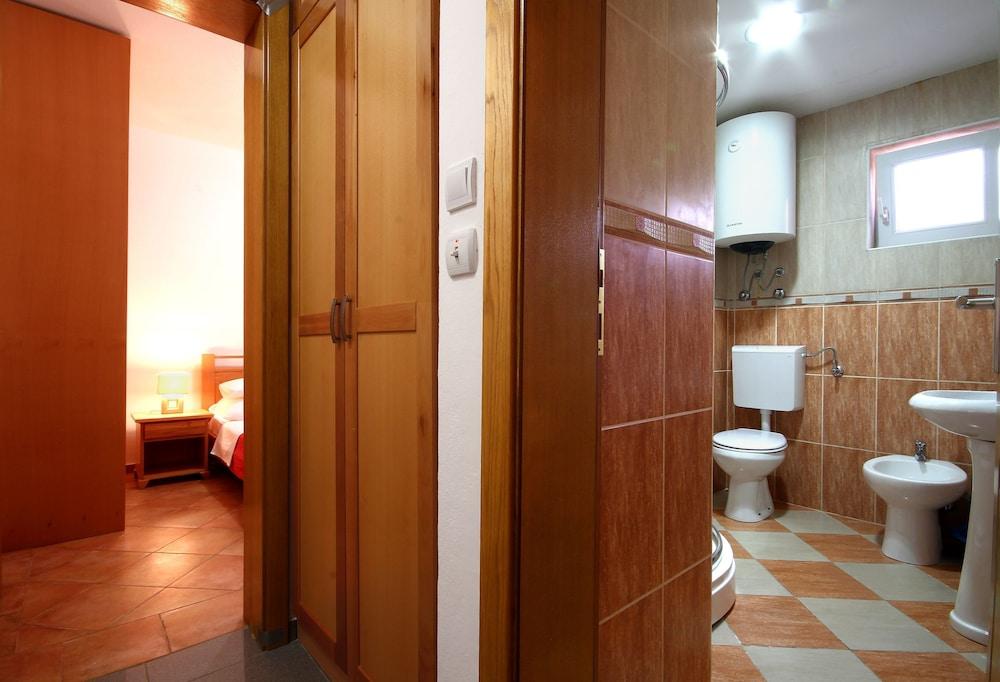 Apartments Djurasevic