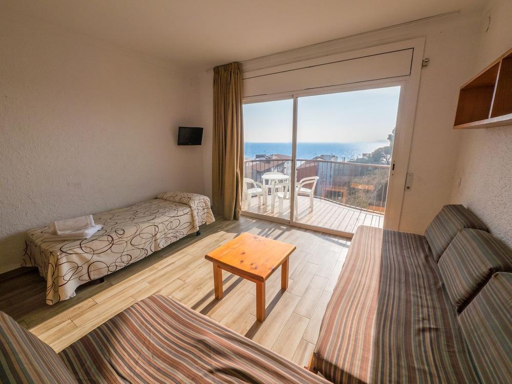 Apartaments AR Muntanya Mar