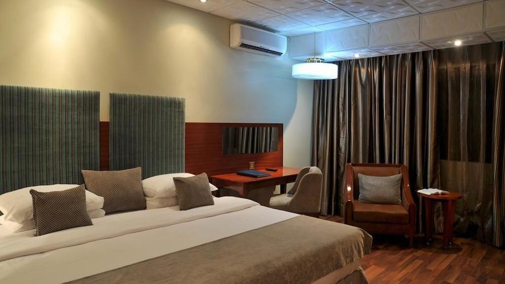 Protea Hotel by Marriott Delta