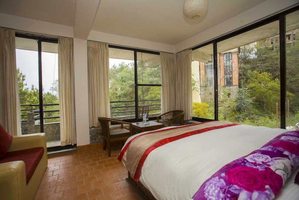 Peaceful Cottage & Cafe du Mont