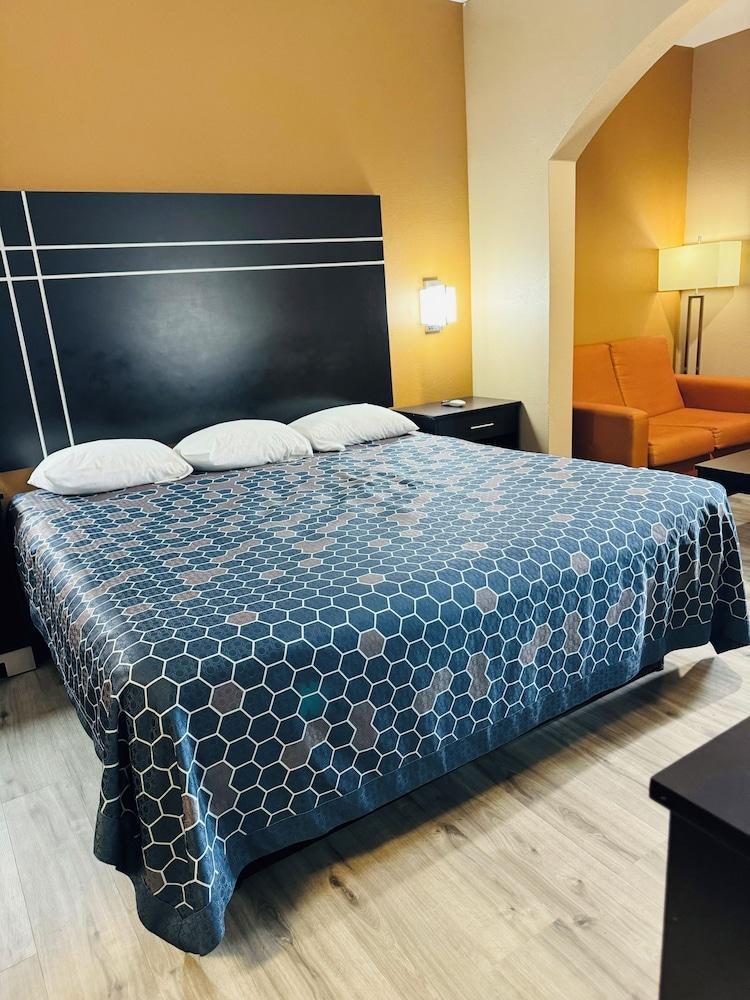 Executive Inn and Suites