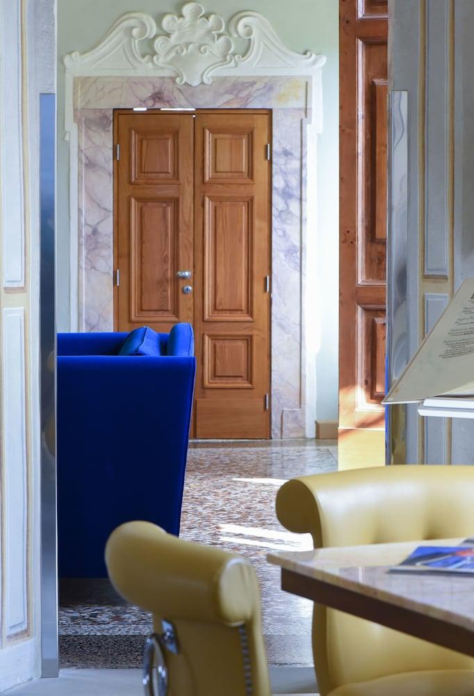 Villa Tolomei Hotel & Resort