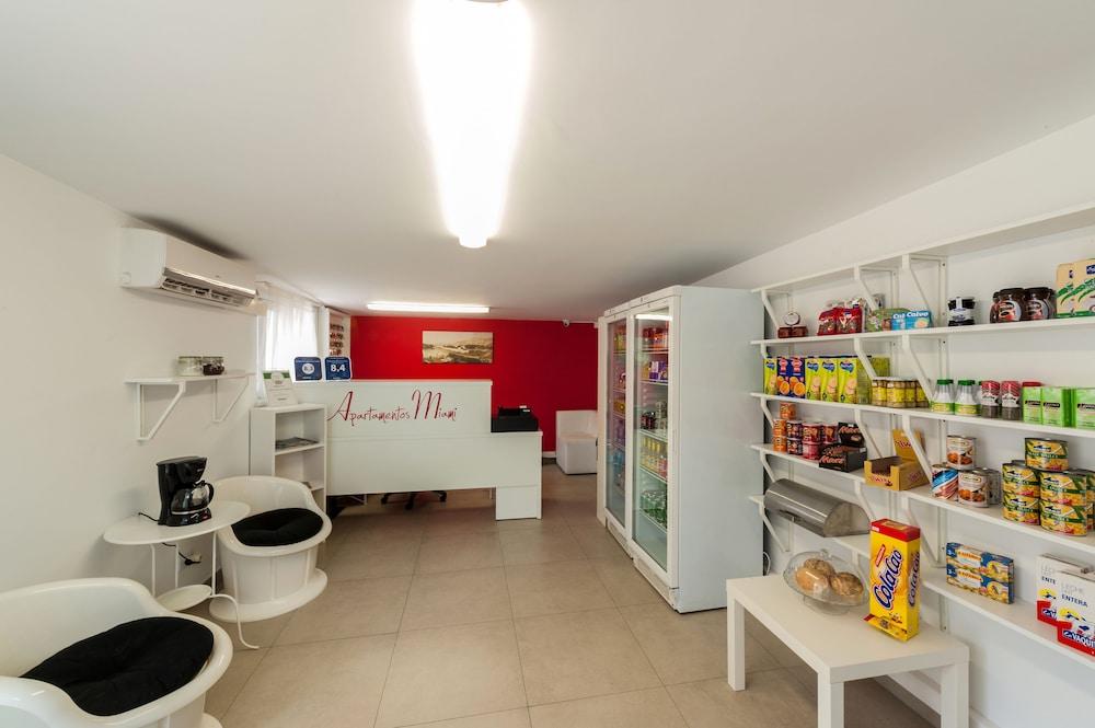 Apartamentos Miami