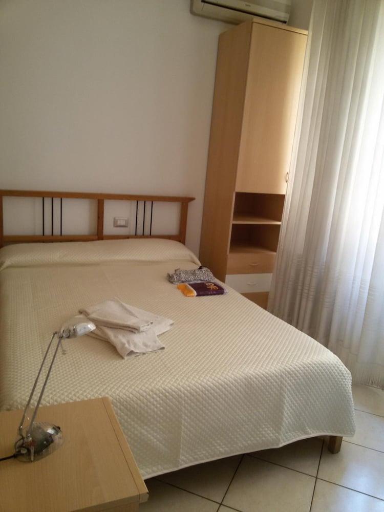 Almaran Bed & Breakfast