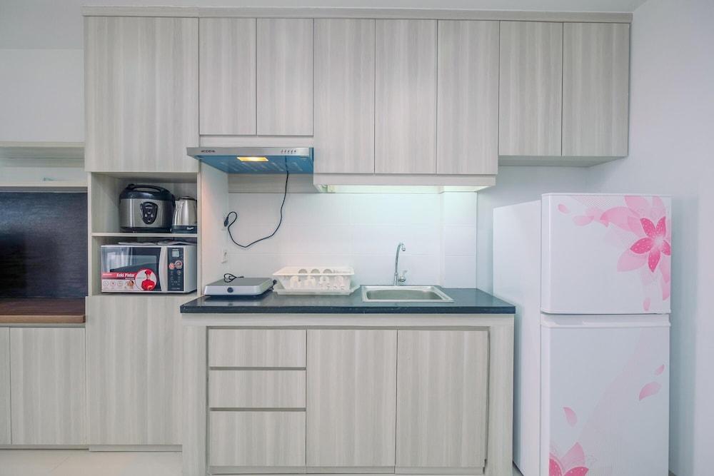 Stunning Studio Azalea Suites Apartment