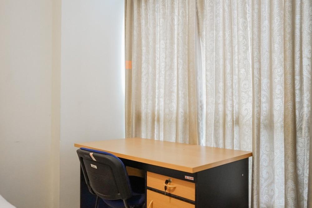 Comfy and Minimalist Studio Apartment Scientia Residence Tower B