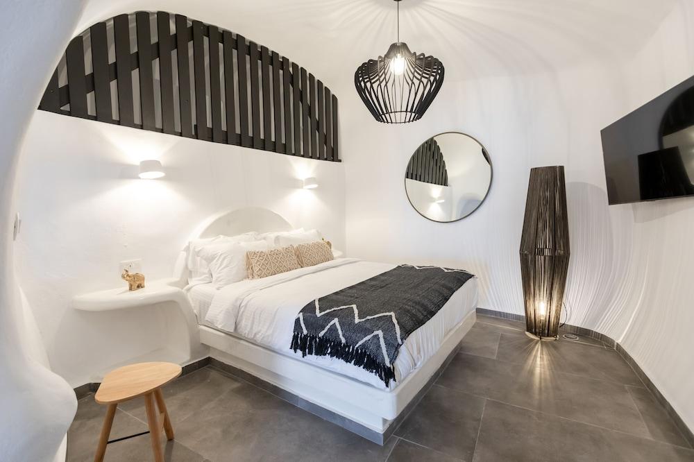 Doukas Caldera Suites Fira