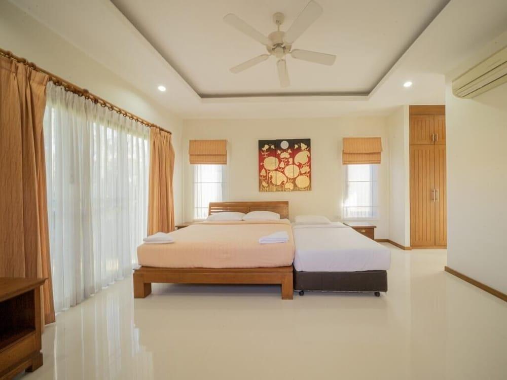 Empylean Modern Thai Villa