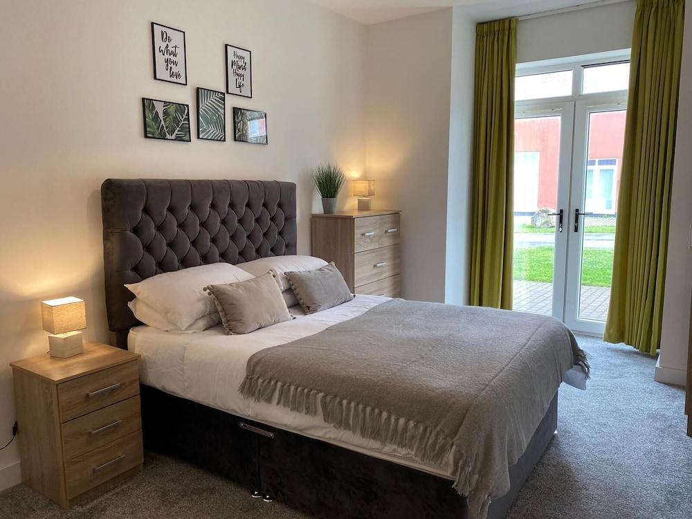 Riverside getaway 2 Bedroom