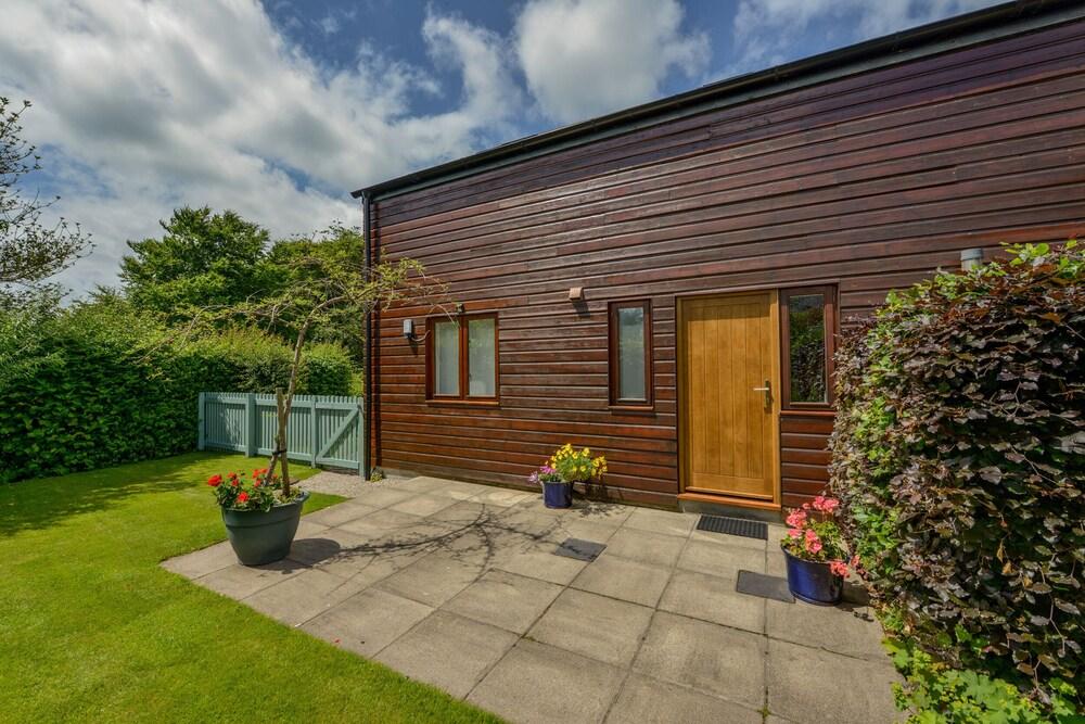 Cholwell Barn Apartment