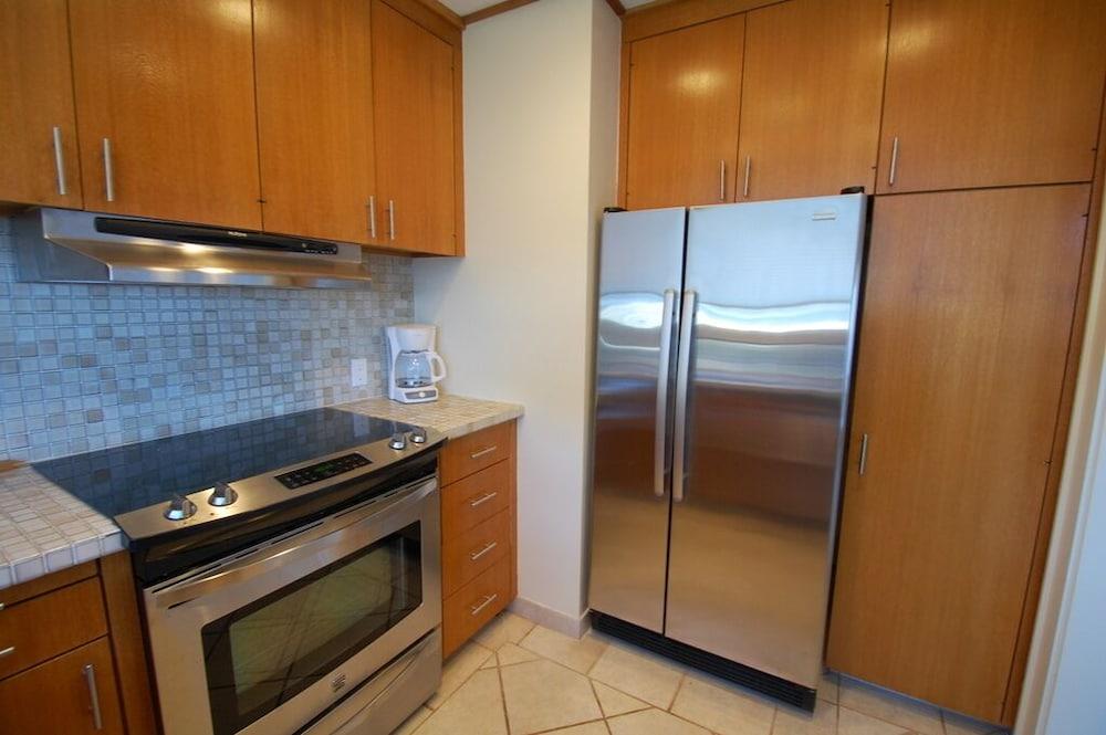 Kapalua Bay Villa 23b3 Ocean Front