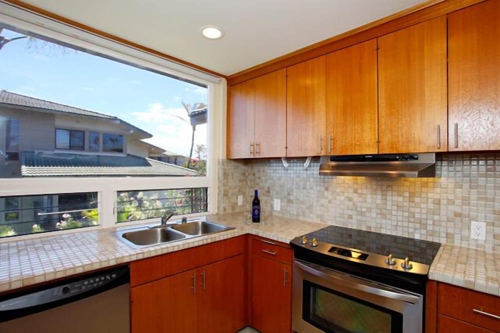 Kapalua Bay Villa 23b3 Ocean Front