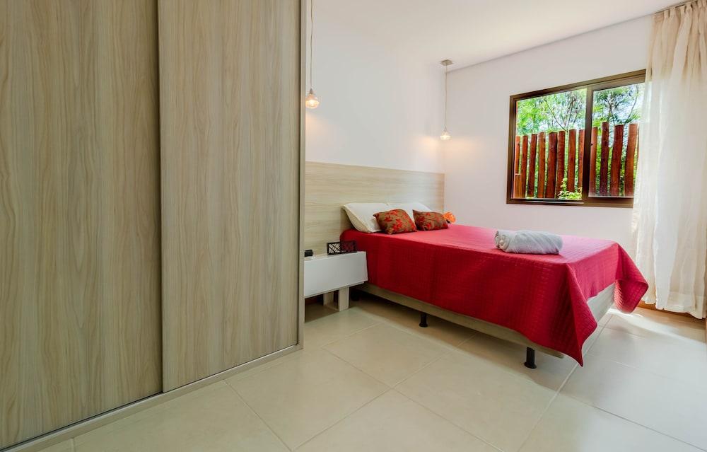 IT08 Lindo Ap 2 Quartos - Itacimirim