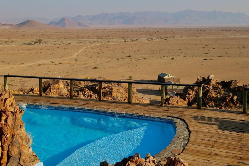 The Elegant Desert Camp